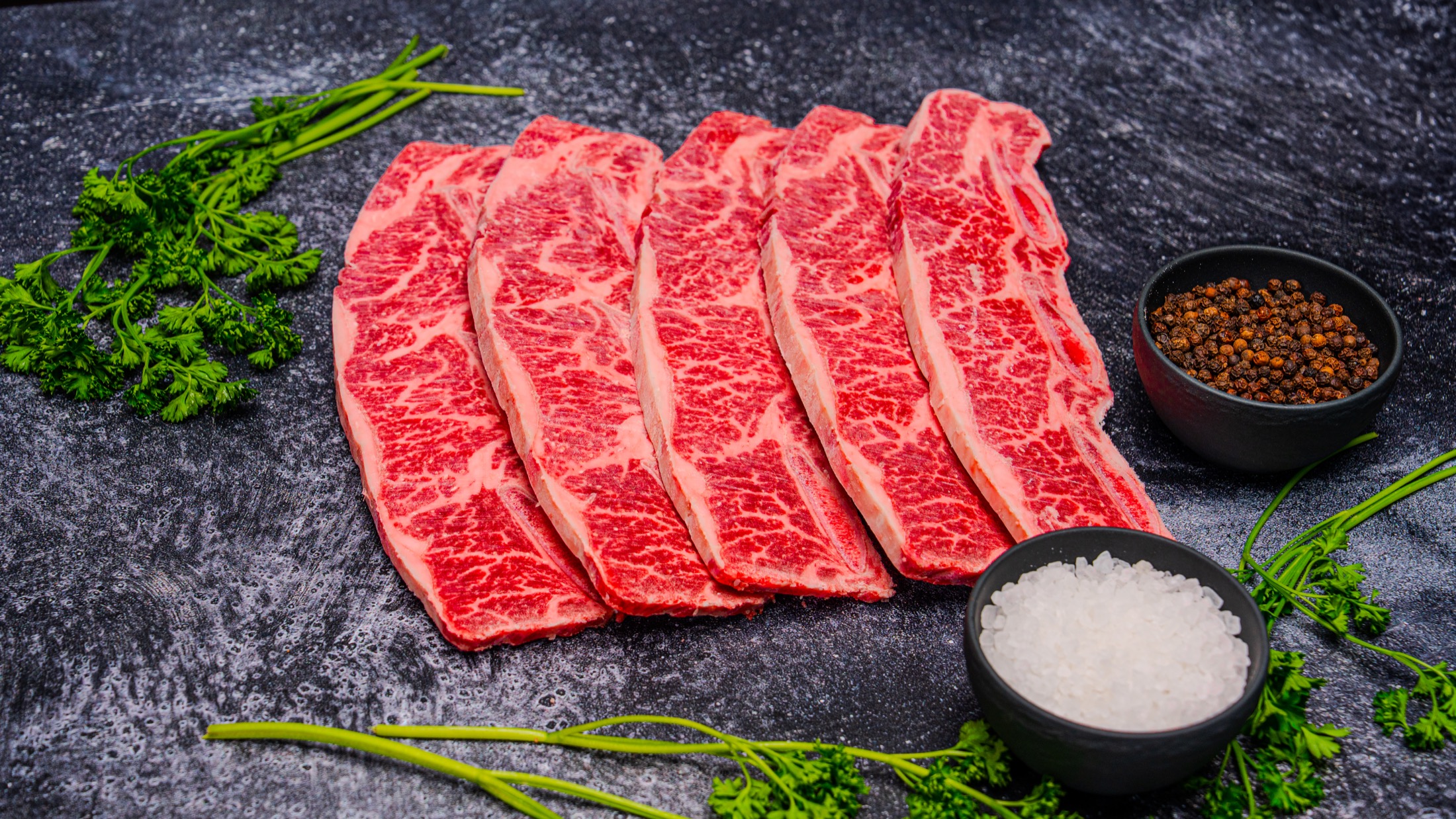 Steaks LA marbled strips